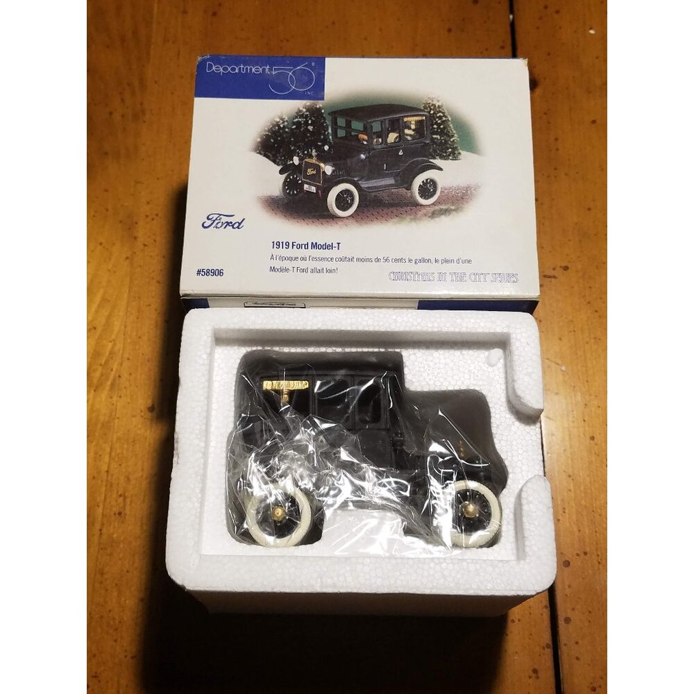 "1919 Ford® Model-T" #58906 Christmas In The City Series -Retired-